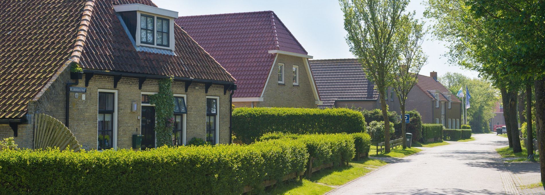 Group accommodations Buren - Tourist Information