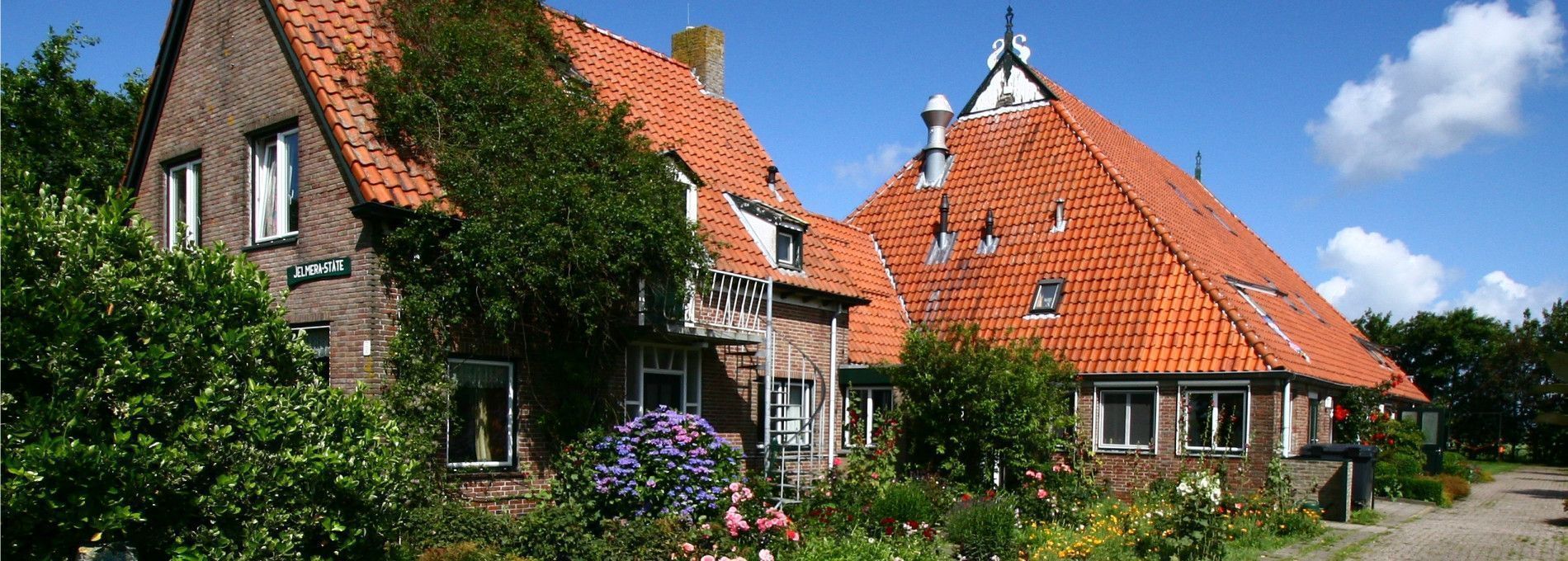 Groepsverblijf Jelmera State - Tourist Information