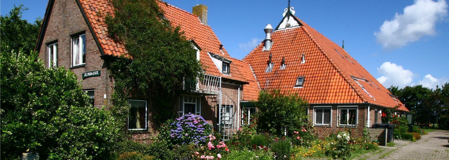 Groepsverblijf Jelmera State - Tourist Information