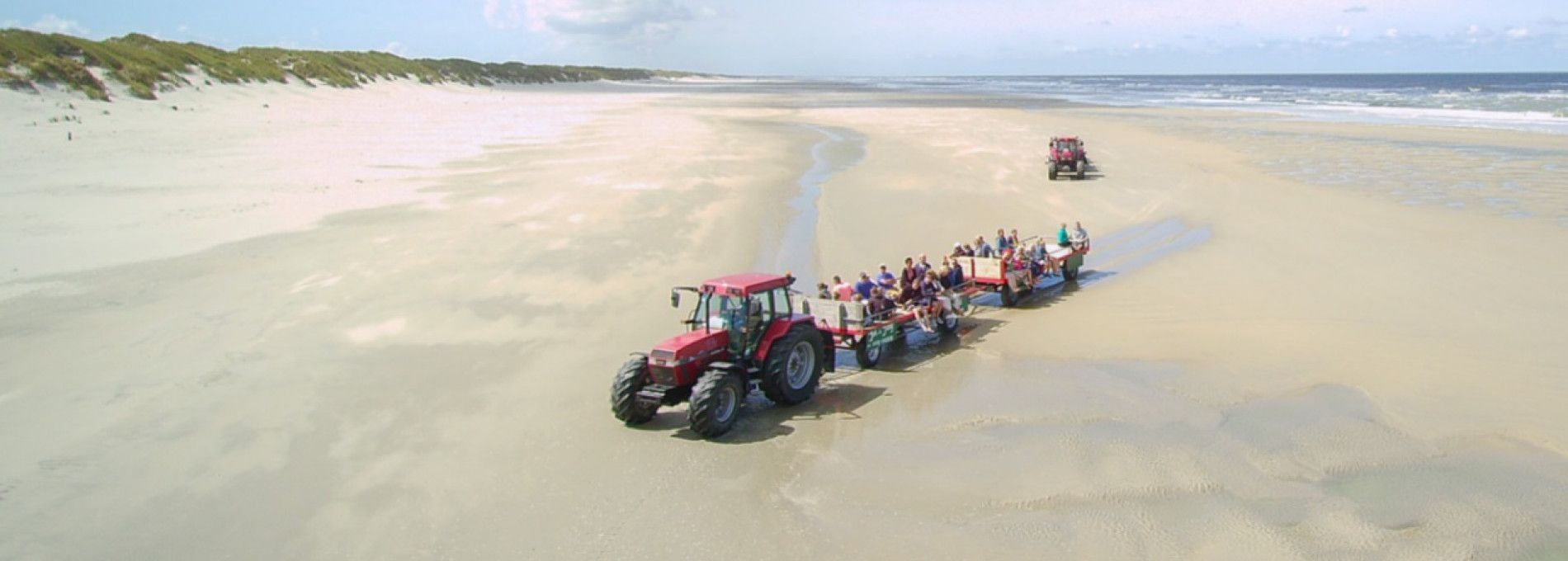 Tractor beachtrip - Tourist Information 