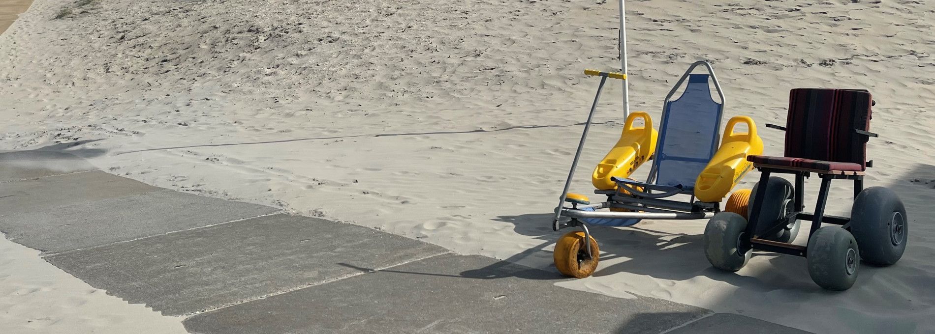 Beach wheel chairs - Tourist Information 