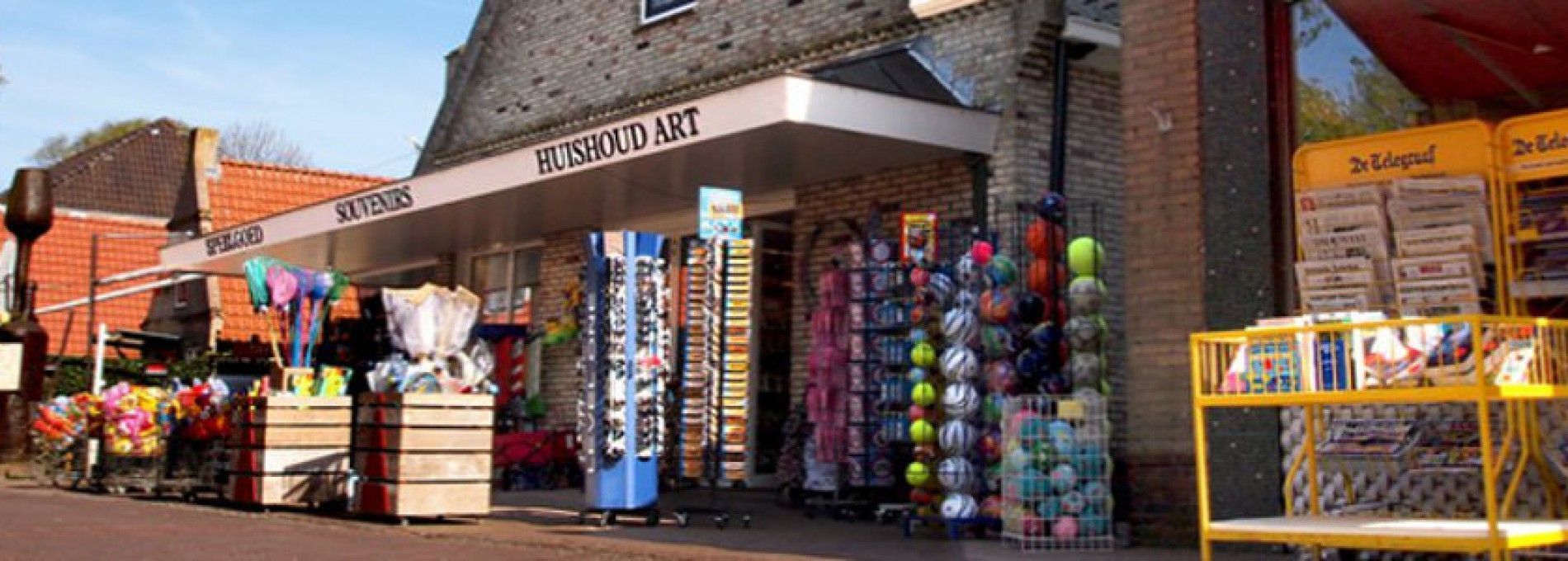 Department store Van den Brink - Tourist Information