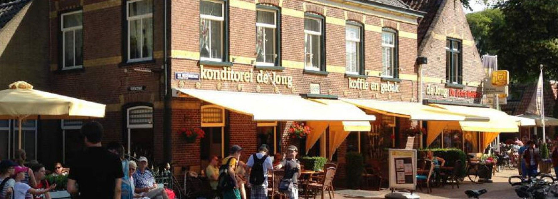 Konditorei and Ice cream parlor de Jong - Tourist Information “VVV” Ameland