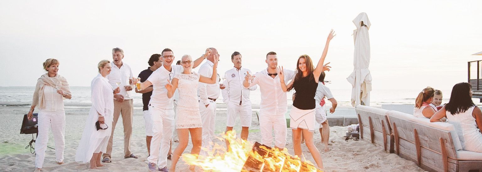 Feest op Ameland (Party on Ameland) - Tourist Information