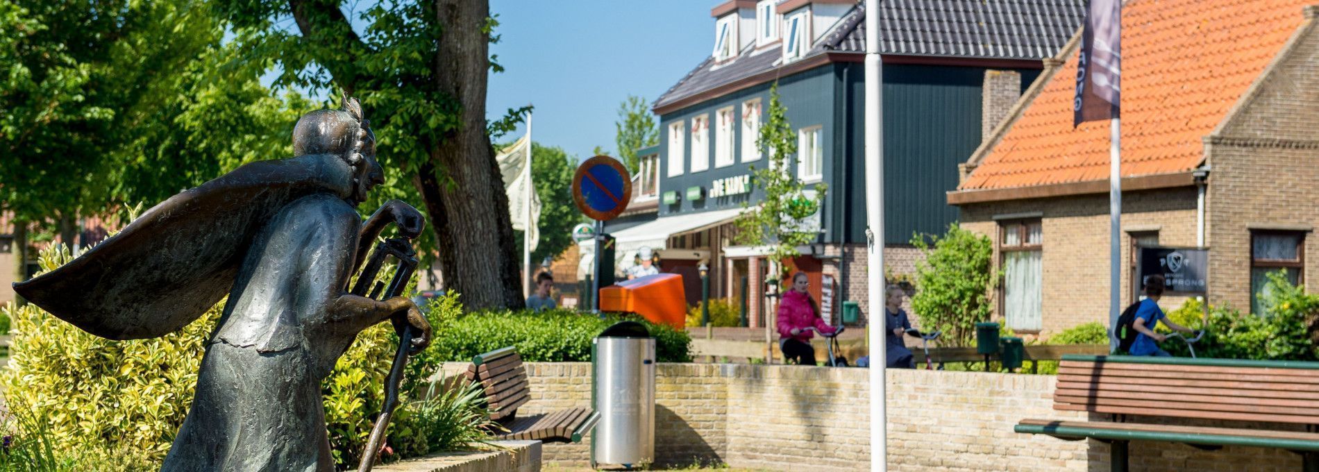 About Buren - Tourist Information Centre