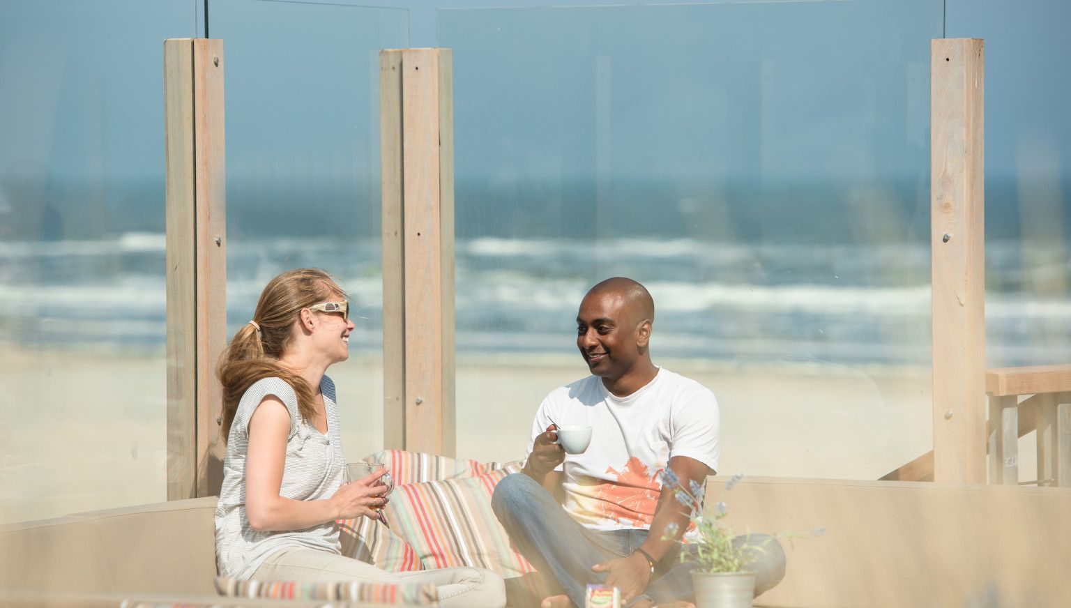 What do you take with you in your beach bag? - VVV Ameland