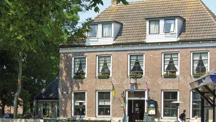 Tavern De Zwaan - Tourist Information “VVV” Ameland