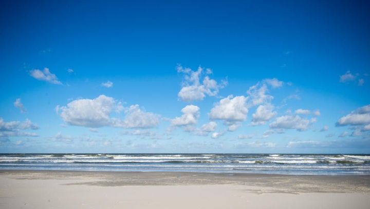 On and to Ameland - Tourist Information Centre 