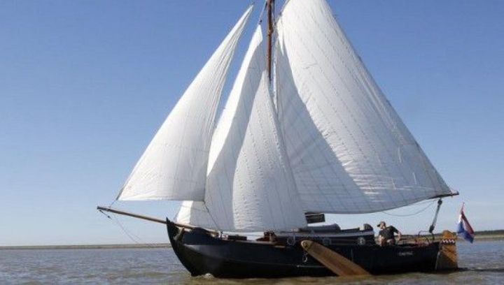 Zeilen op de Waddenzee met platbodem Lutje Wad - VVV Ameland