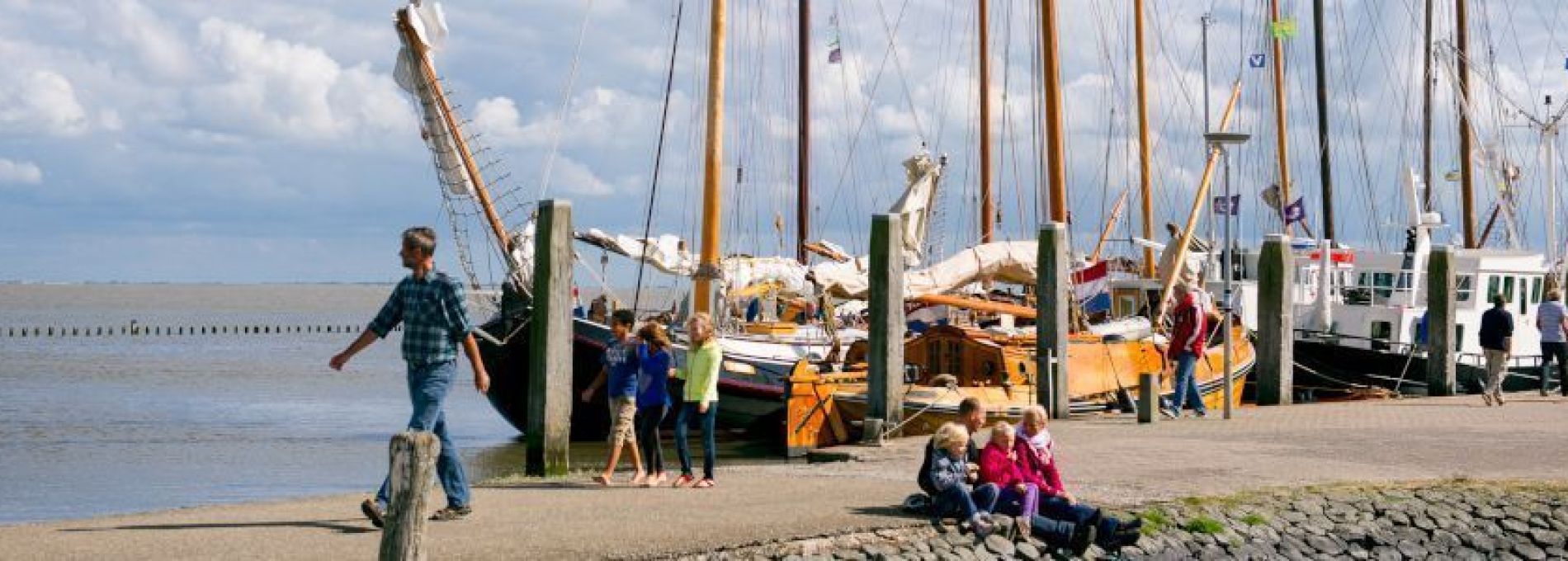 Frequently asked questions about transport to and on Ameland- Tourist Information Centre VVV Ameland.