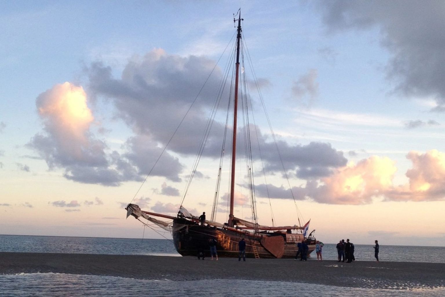Crossing to Schiermonnikoog incl. dinner with the Willem Jacob