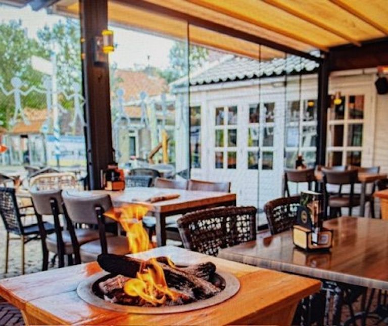 Eatery and bar 