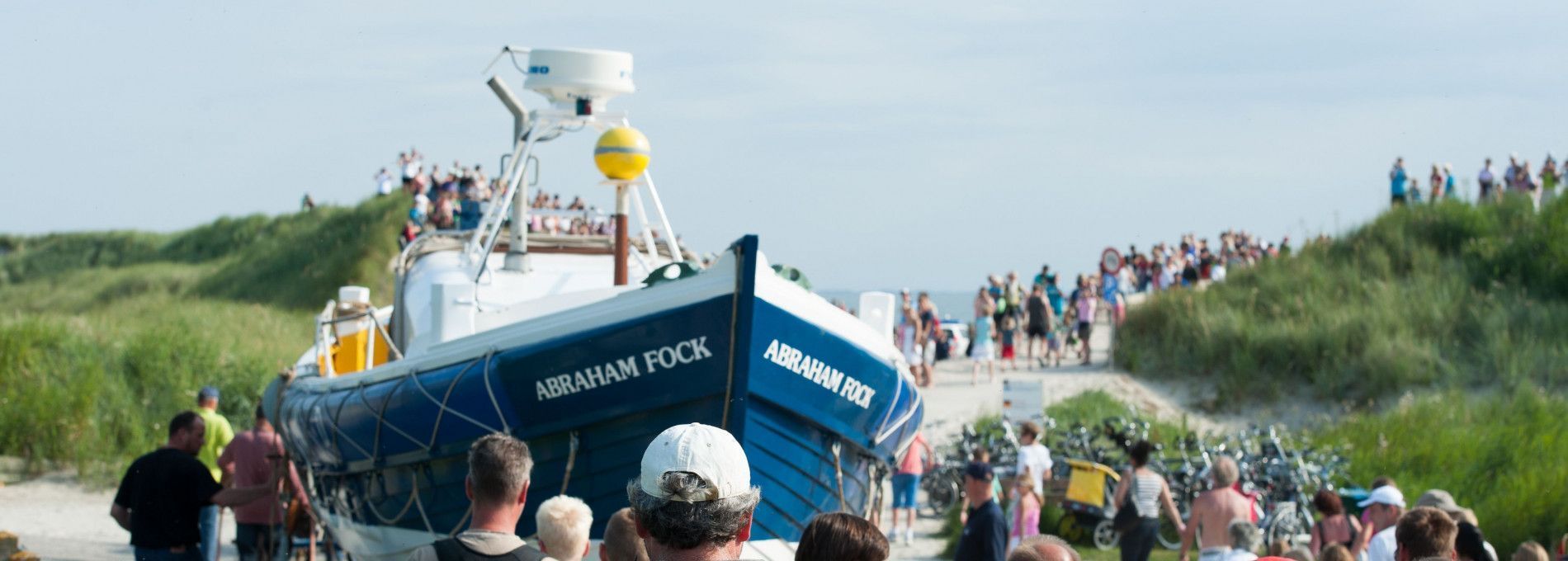 Demonstration horse-drawn rescue boat - Tourist Information