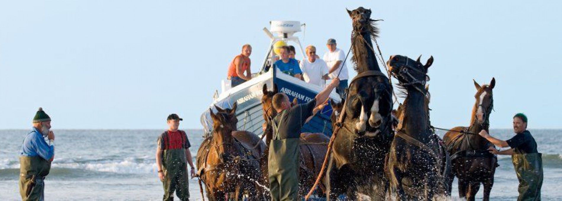 Demonstration horse-driven lifeboat Ameland