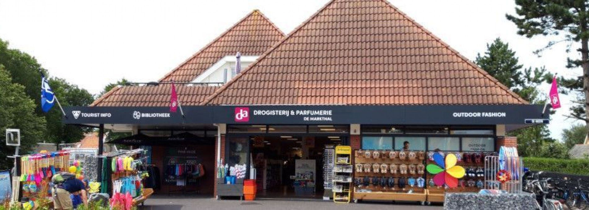 DA drugstore & perfumery De Markthal - Tourist Information “VVV”Ameland