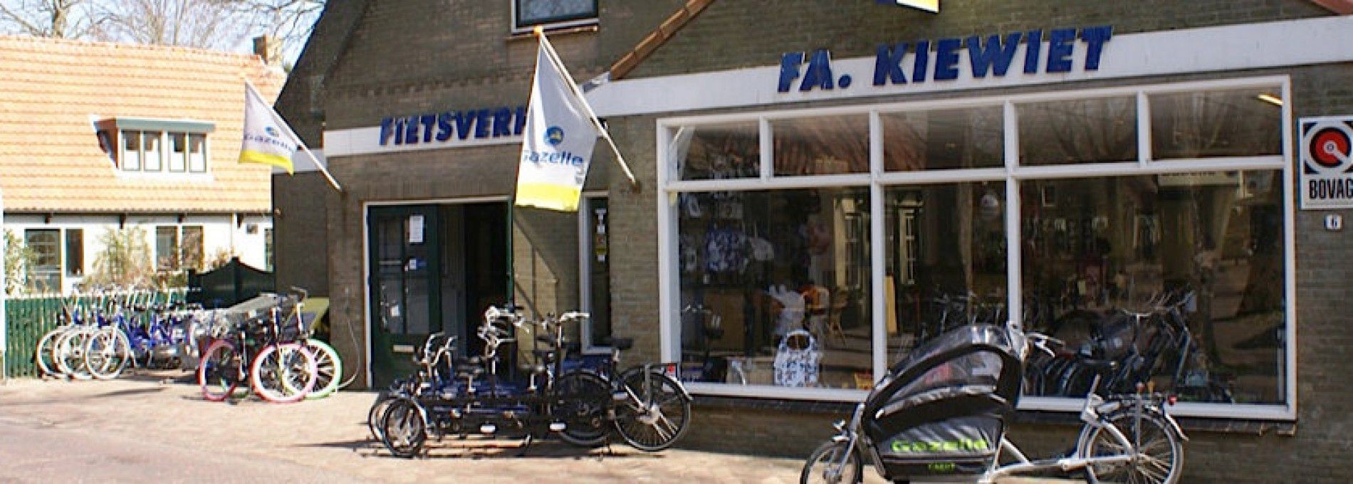 Bike rental Kiewiet, centre of Nes Ameland
