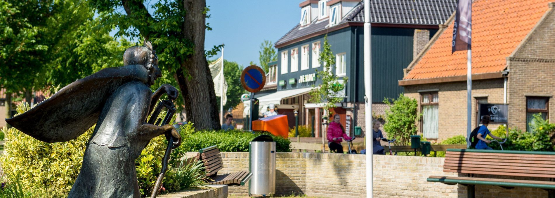 About Buren - Tourist Information Centre
